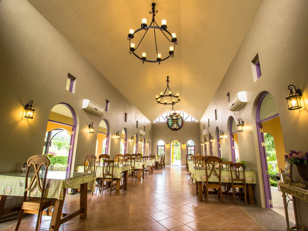 La Provence Suan Phung Hotel