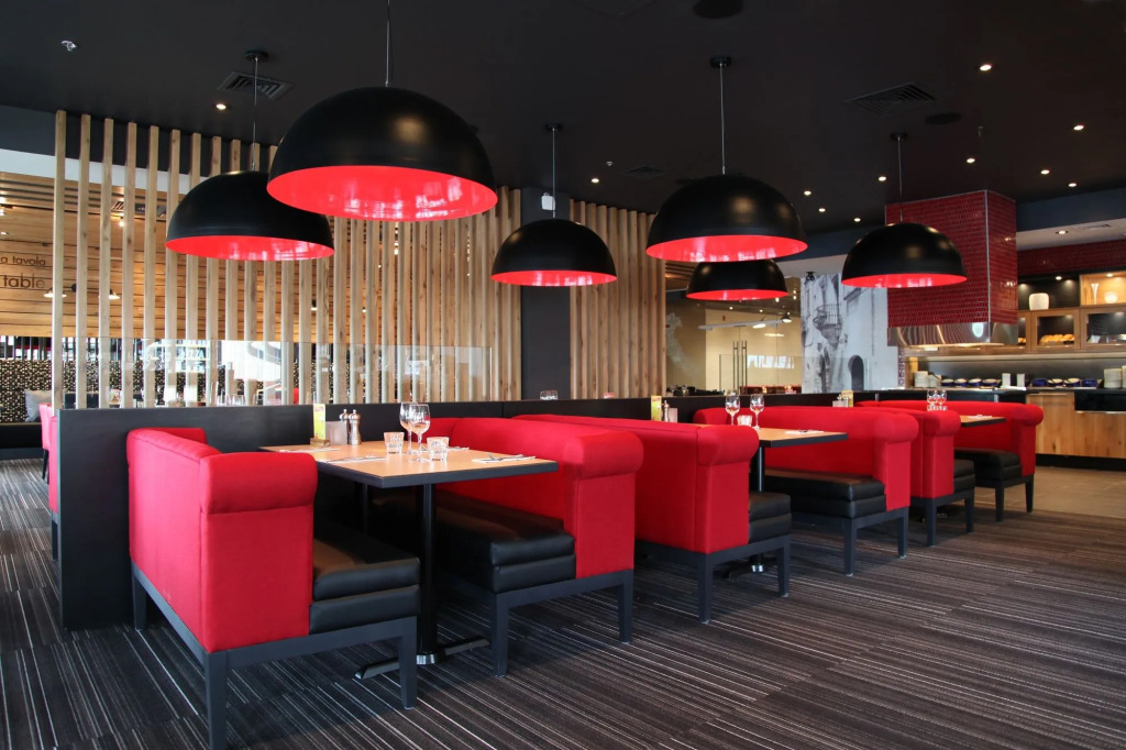 Holiday Inn Hotel & Suites Calgary South - Conference Ctr by IHG