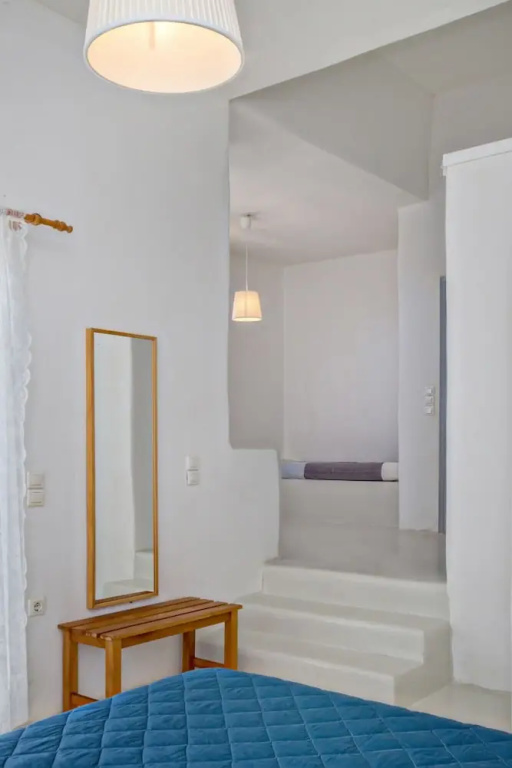 Violet House Agios Sostis