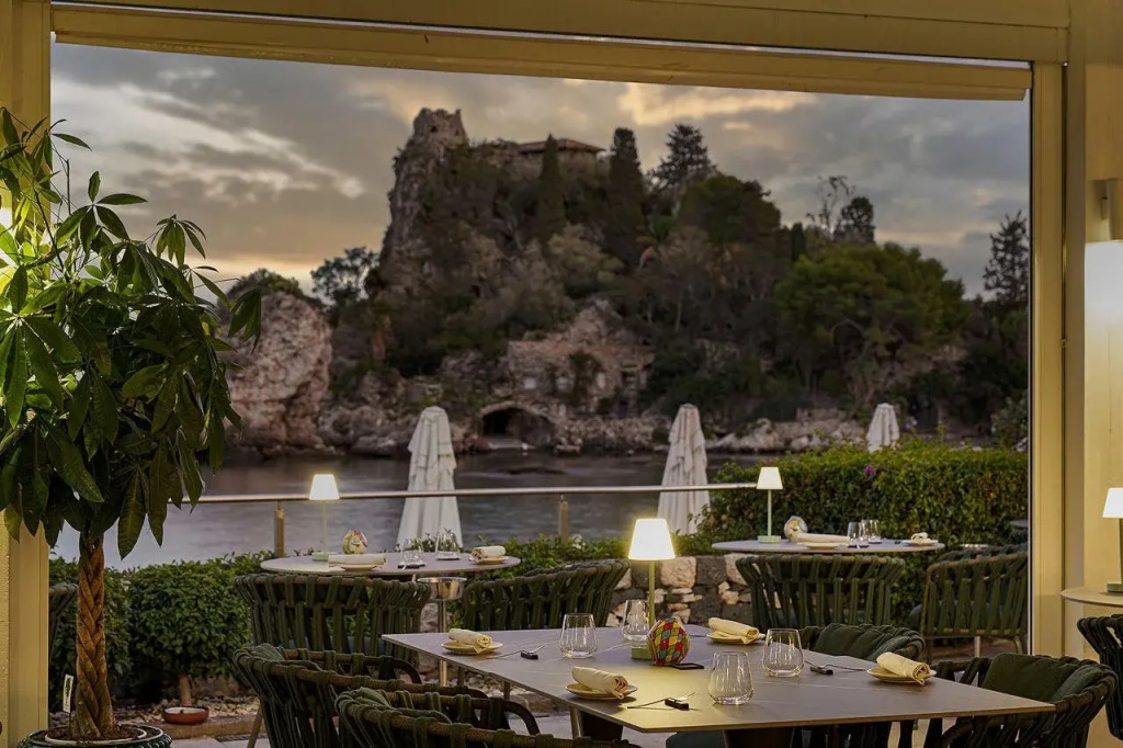 Курортный отель La Plage Resort