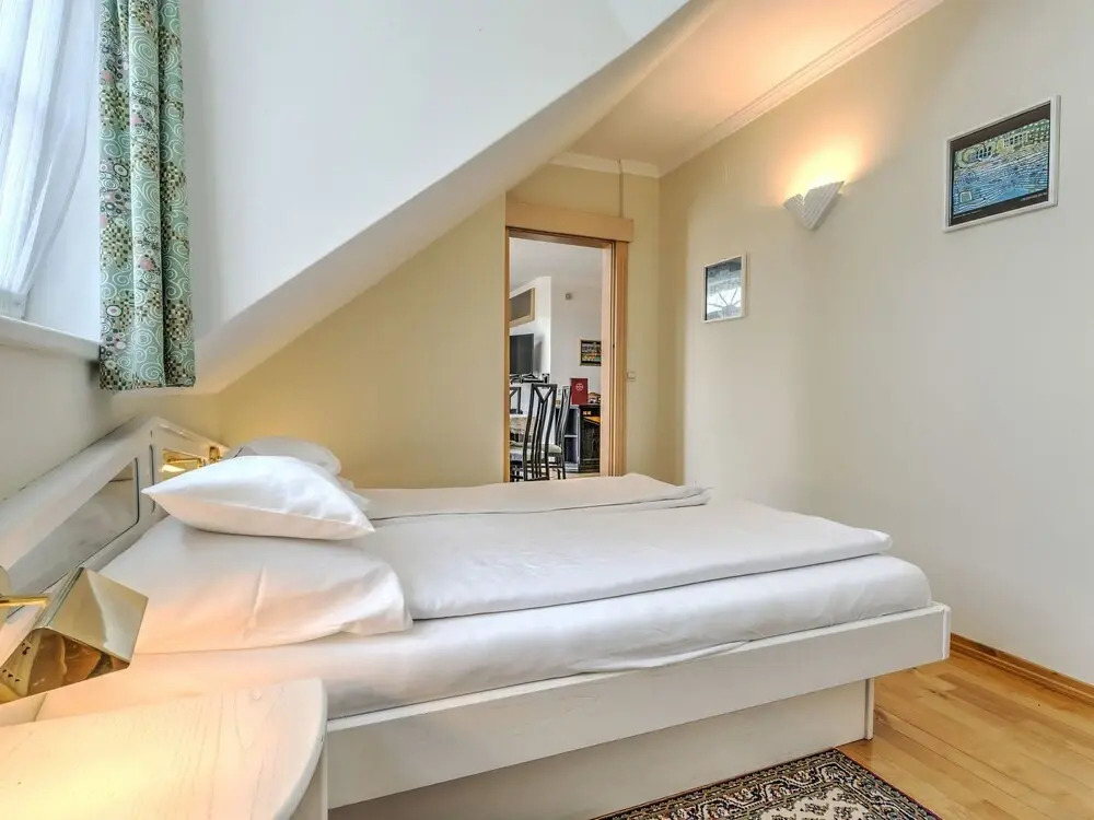 Plush Apartment in St. Kanzian am Klopeinersee with Sauna