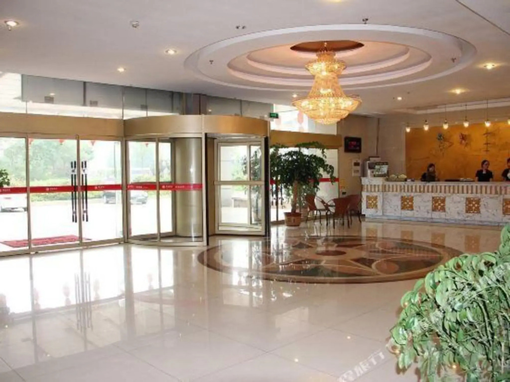 Zhonghui Fishing Village Hotel (Rizhao World Sailing Base)
