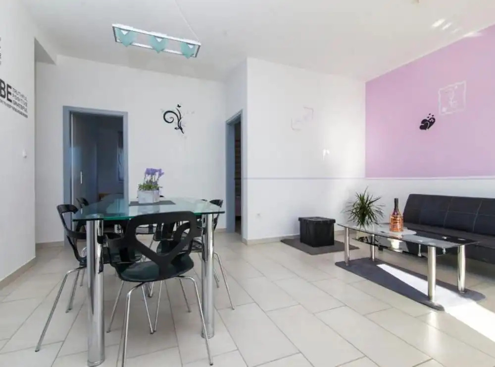 Villa Ava