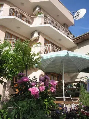 Jotina Guest House
