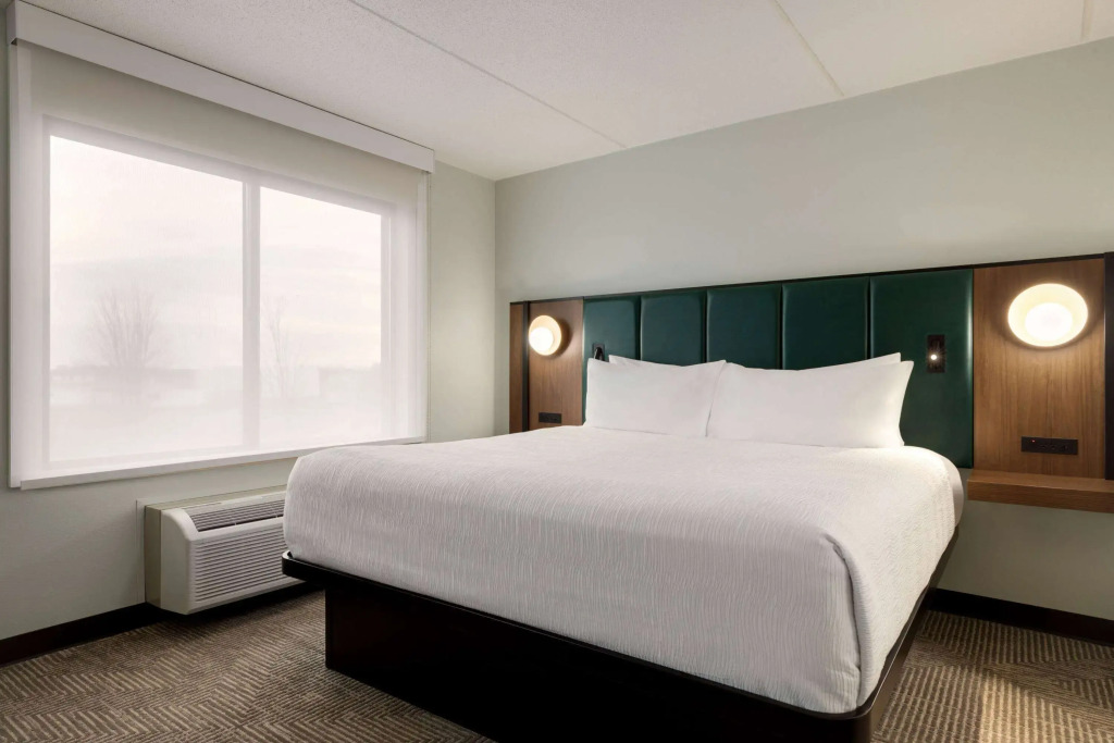Wingate by Wyndham Green Bay