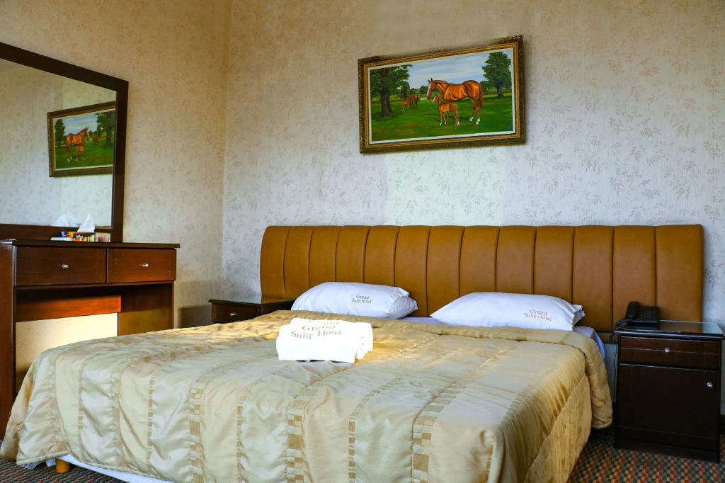 Grand Suites Hotel