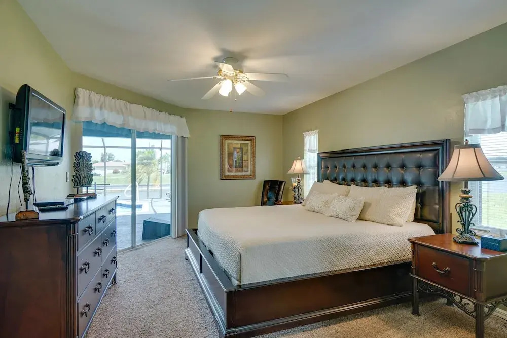 Chic Cape Coral Retreat w/ Pool & Canoe Access