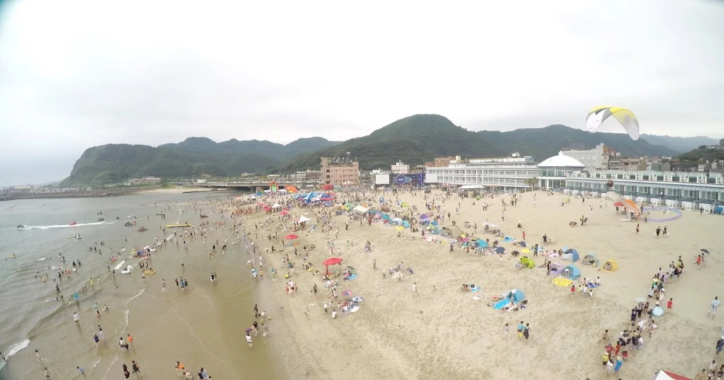 White House Hot Spring Beach Resort