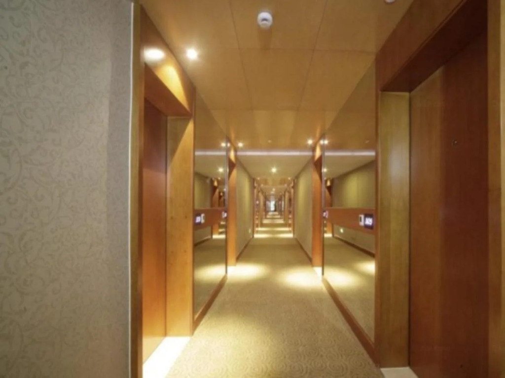 Suzhou Joy Holiday Hotel