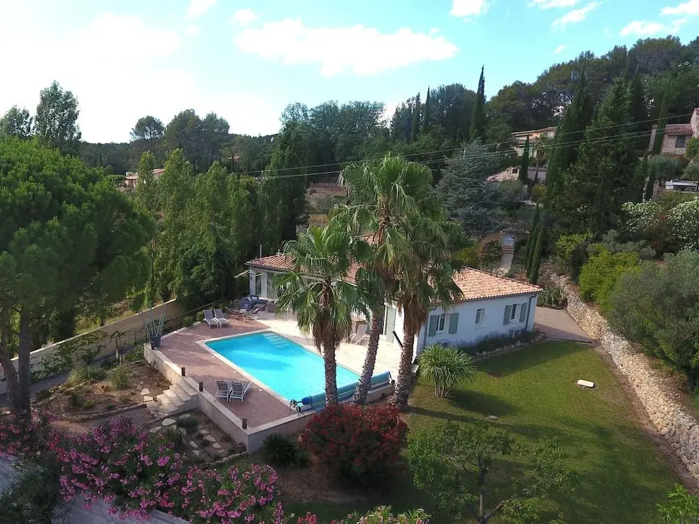 Luxe Villa With Pool in Lorgues