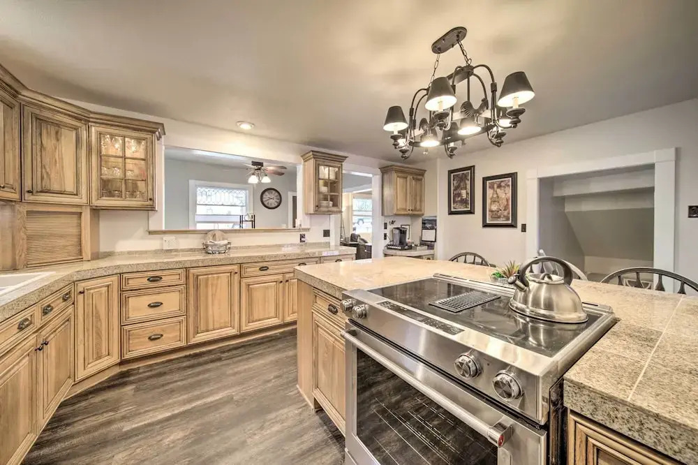 Charming Kellogg Home Near Outdoor Activities