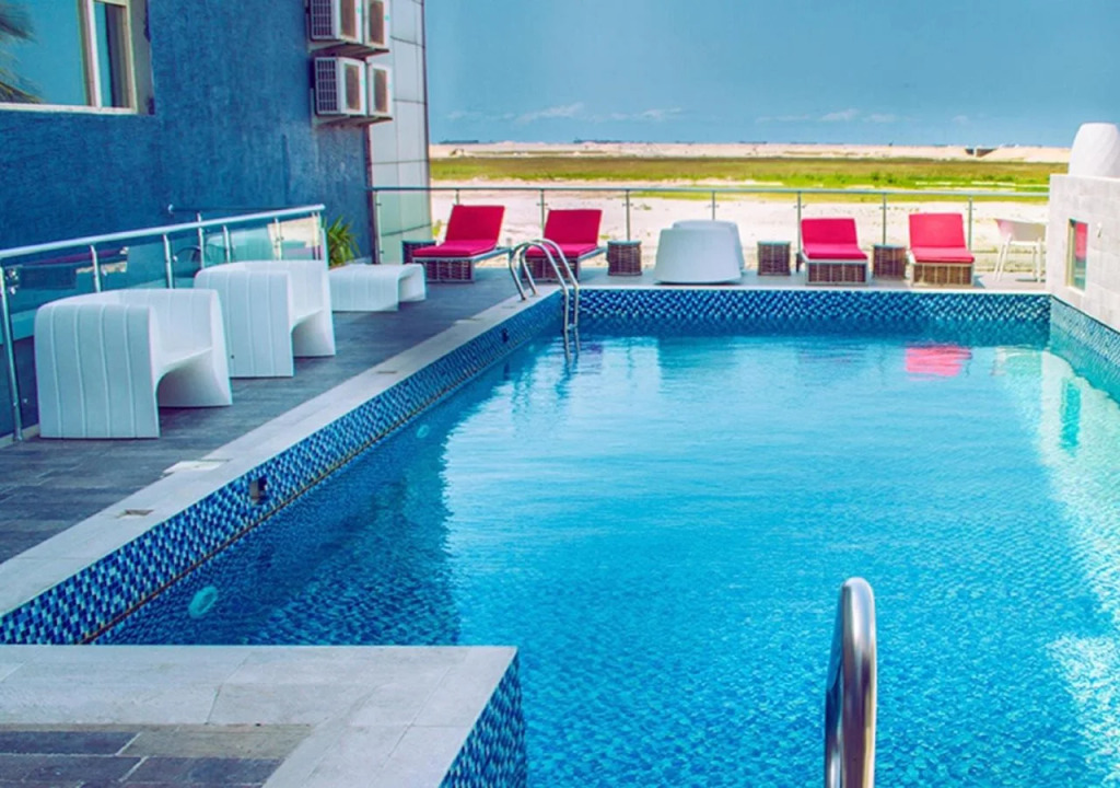 Best Western The Island Hotel