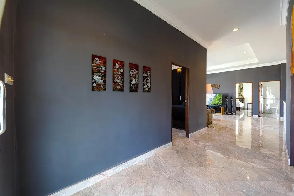Luxurious 5-Bedroom Private Pool Villa! PV6