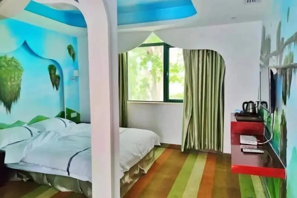 Shengtian Farm House