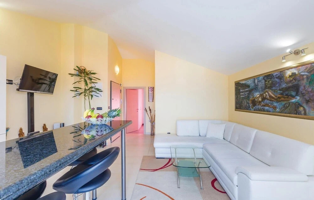 Awesome Home in Hr-51513 Omisalj With Wifi and 1 Bedrooms