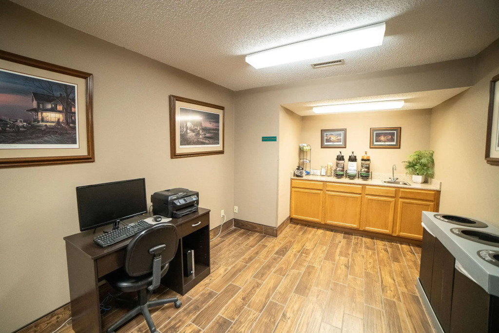 Quality Inn & Suites Watertown near Prairie Lakes Ice Arena