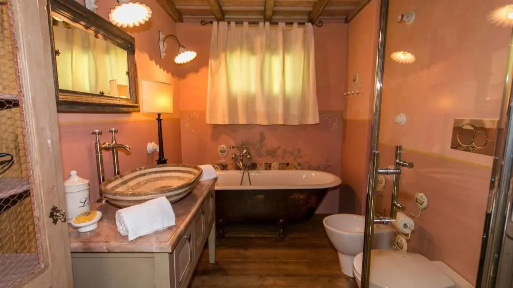 BORGO PARADISO 4&2, Emma Villas