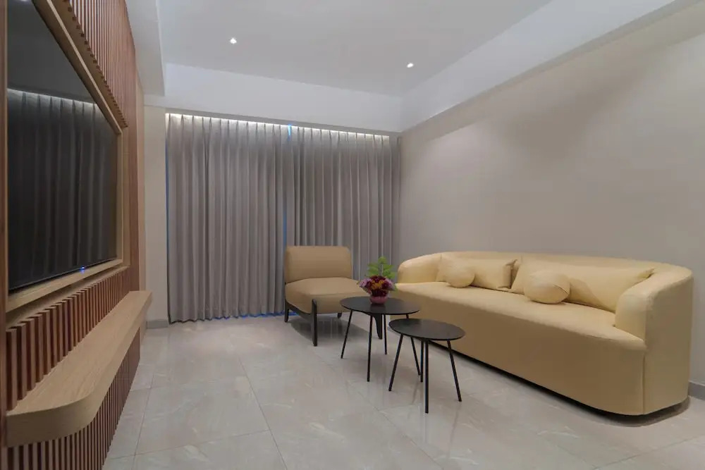 MAXONE Batam