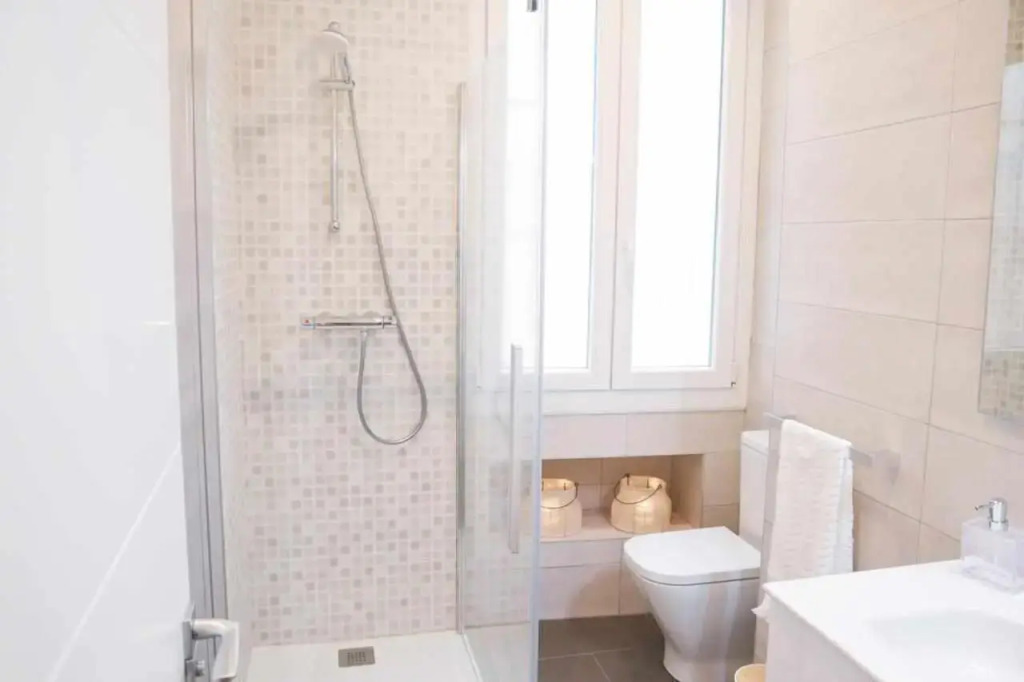 Homeloving apartment Bilbao centre with Parking space