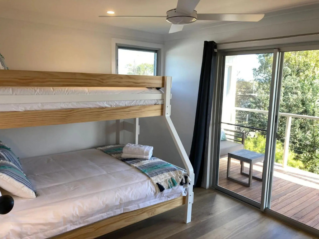 Beachcomber at Currarong - Pet Friendly - 5 Mins Walk to Currarong Rockpools