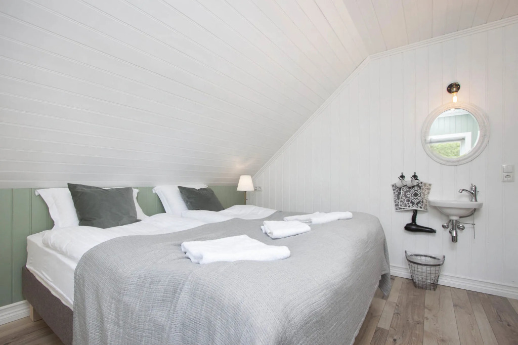 SKYR Guesthouse