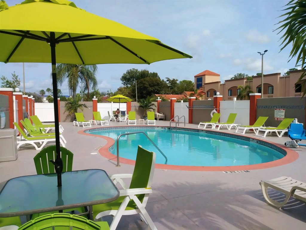 Quality Suites Fort Myers I-75