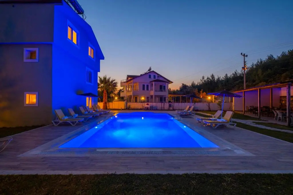 Infinity Lily Apartments