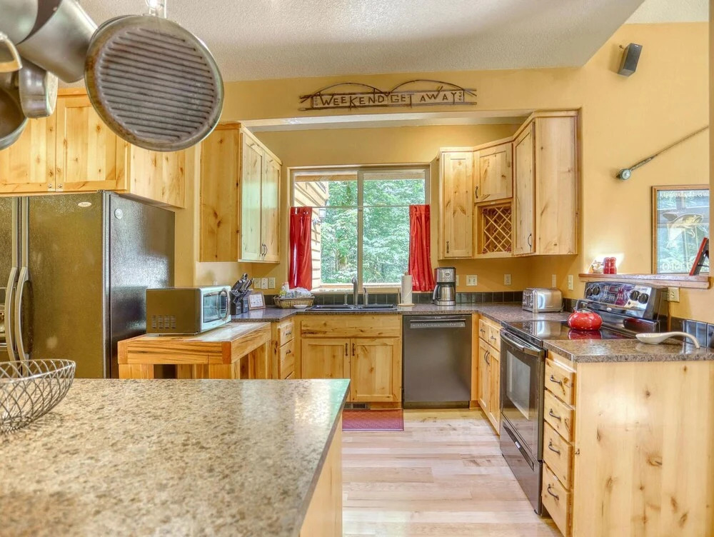 Salmon River Chalet