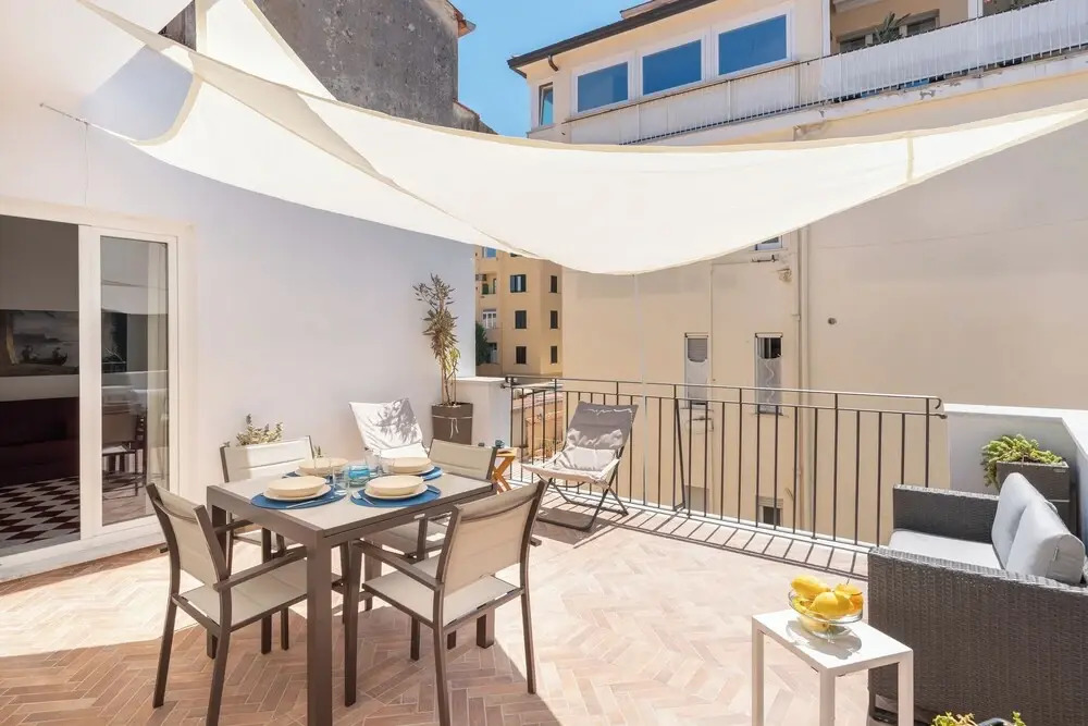 Luxury New Sorrento Home With Terrace - Sleeps 12