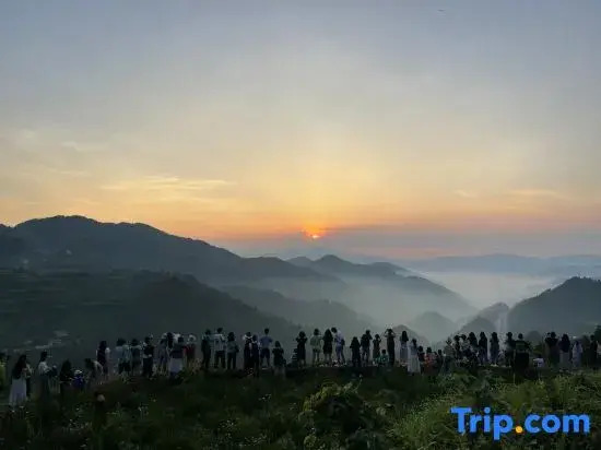 Guiyin Shanju Homestay (Zhaoxing Dong Village Scenic Area)