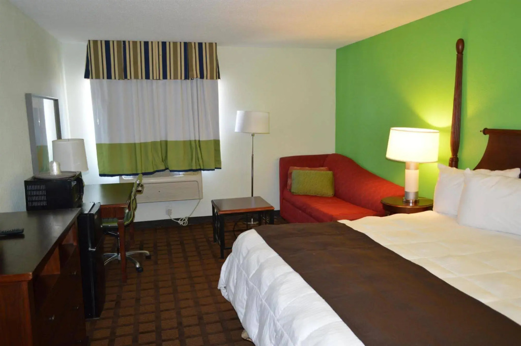 SureStay Hotel by Best Western New Buffalo