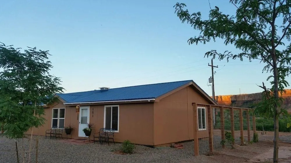 Stone Lizard Vacation Rentals