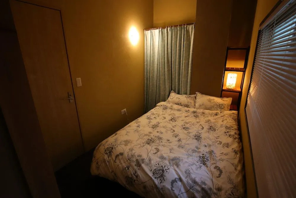 Running Bare Hostel