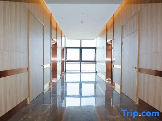 WF Apartment (Guangzhou Yongqing Fang Ruyifang Subway Station Branch)