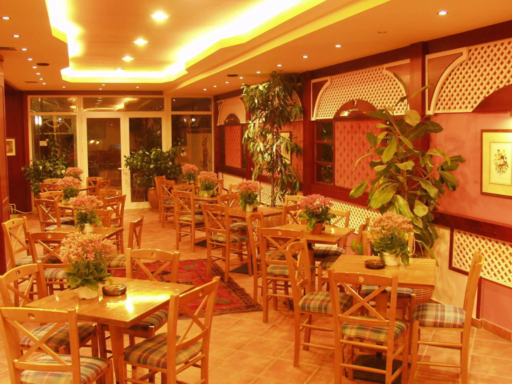 Hotel Platon Beach