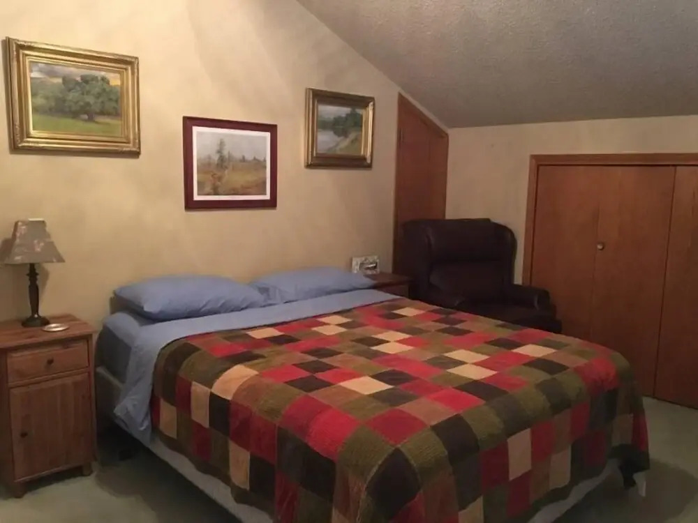 Hopes Cabin