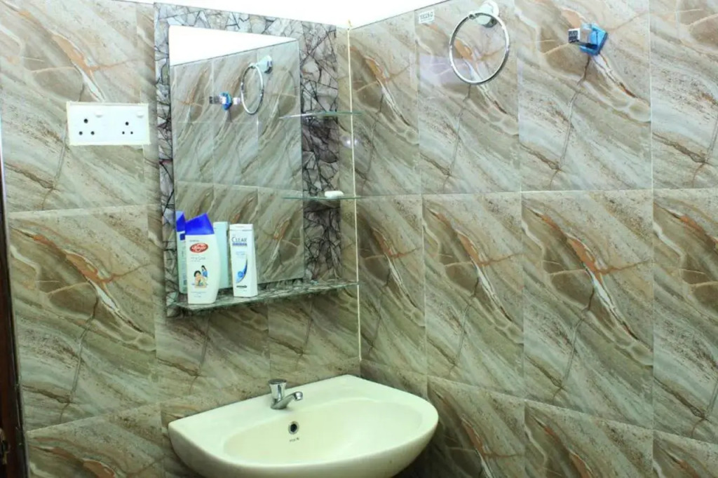Keerthi Homestay