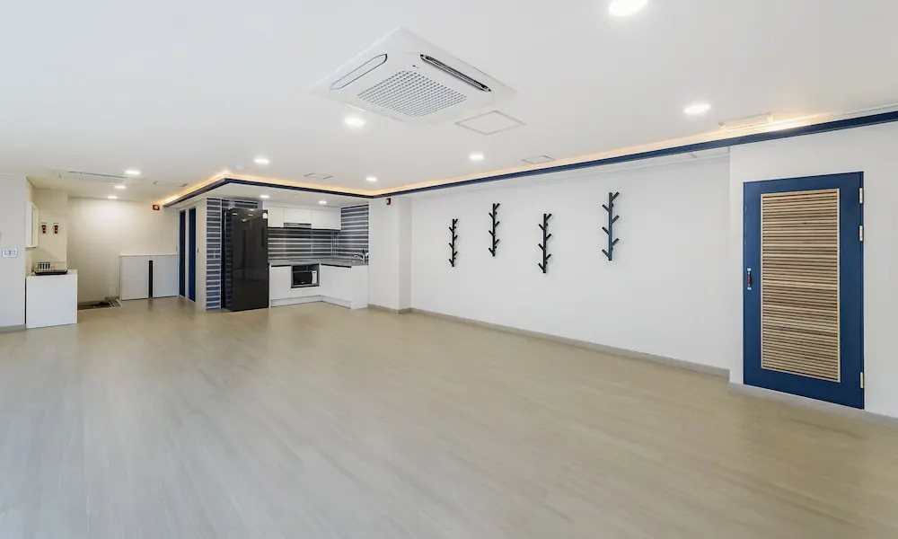 Yeosu Yeosuya Hostel Pension