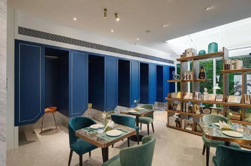 Lanou International Hotel, Hong Kong Middle Road, May Fourth Square, Qingdaoh Square, Qingdao