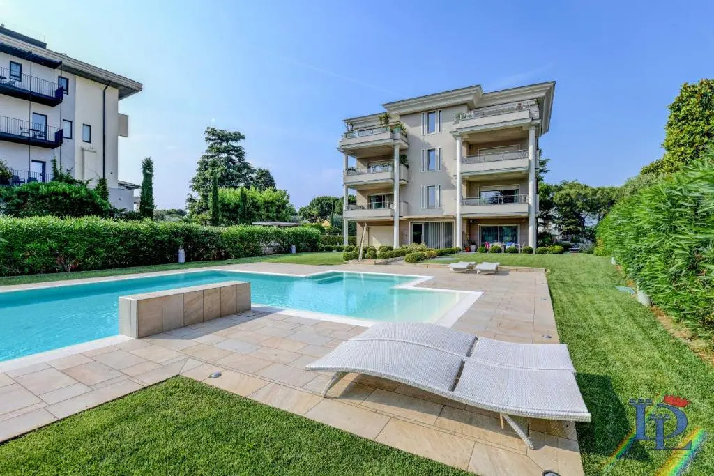 Desenzanoloft Oscar Luxury Suite