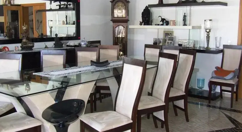 Villa Messines