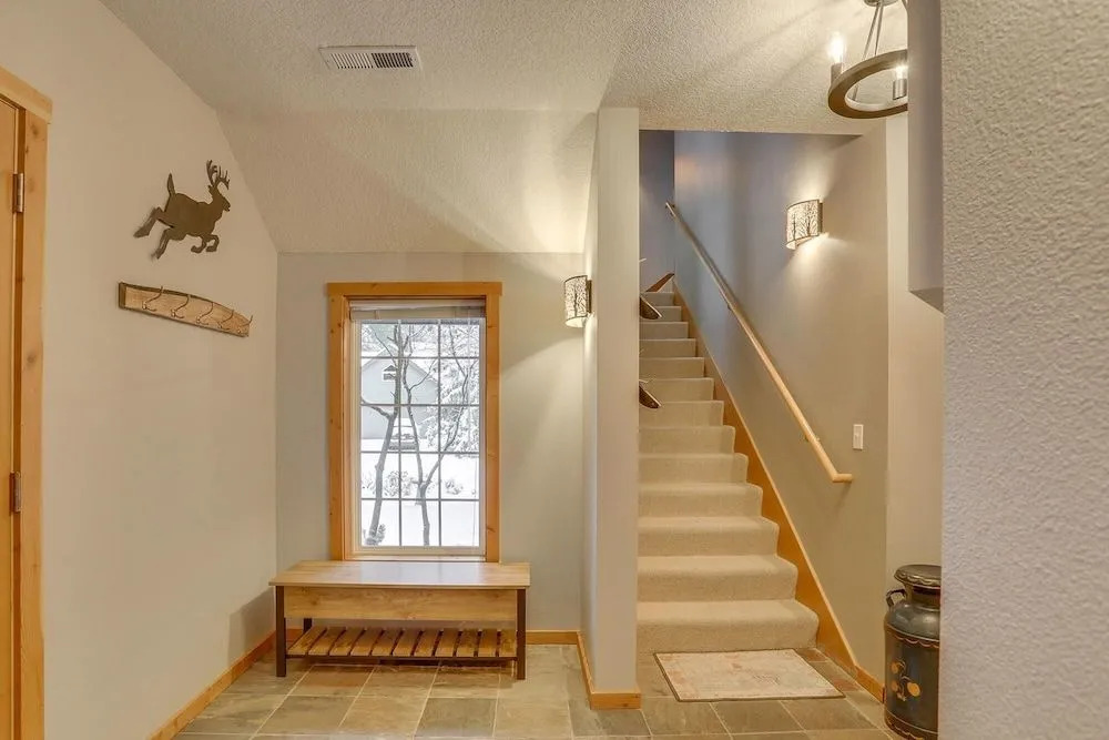 Lazy Bear Lodge