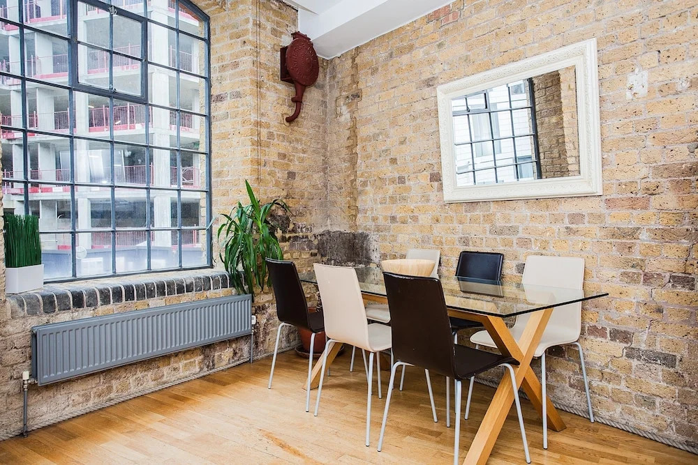 Luxurious Airy TOWER BRIDGE Loft