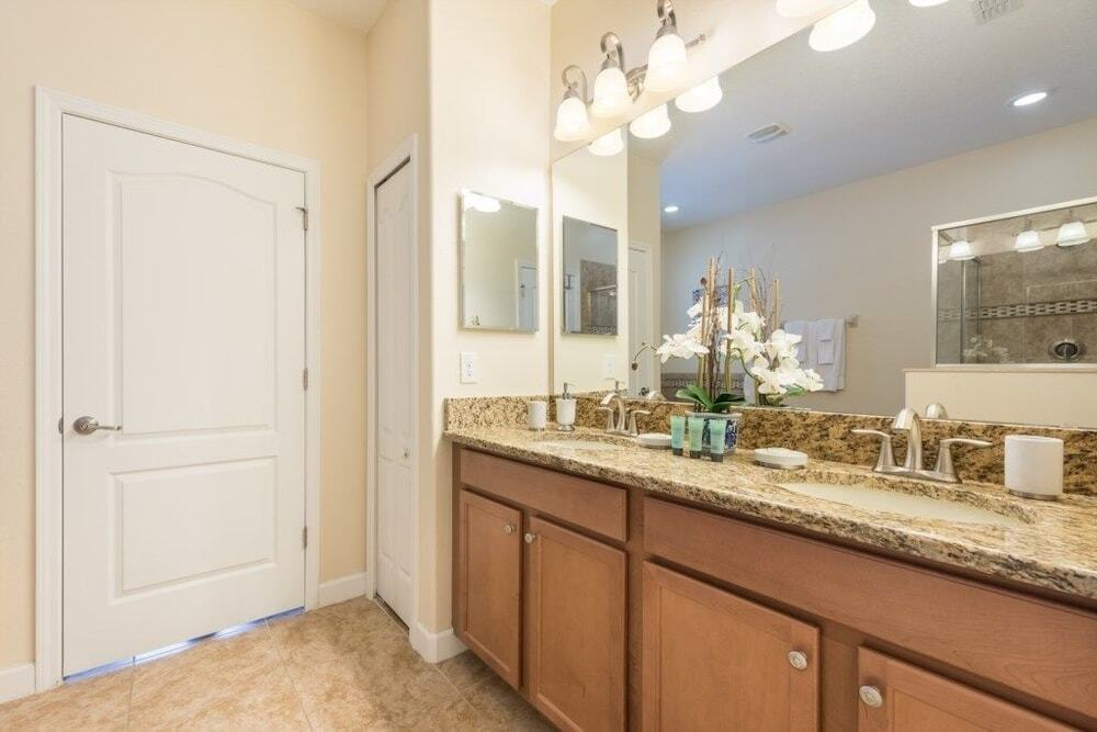 Retreat At Champions Gate - 8 Bedroom Private Pool Home, West Facing, Game Room - Jhh 45952