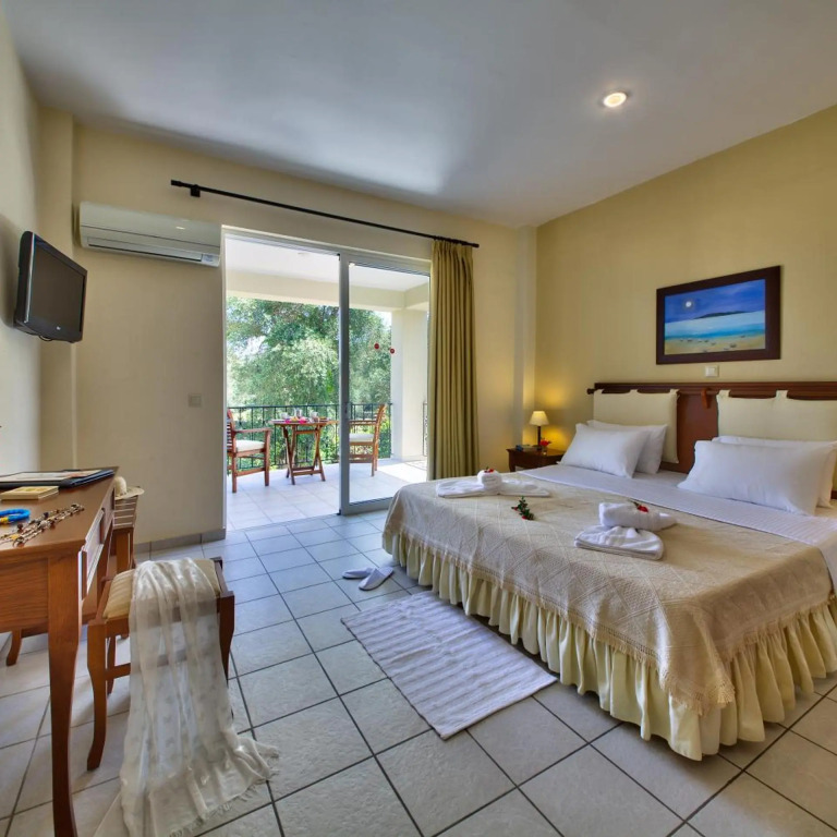 Paxos Club Resort & SPA