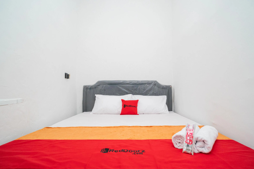 RedDoorz @ Aralia Harapan Indah