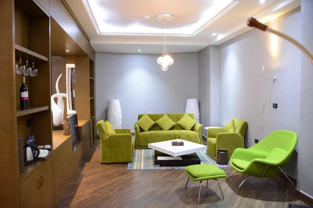 Rori Hotel