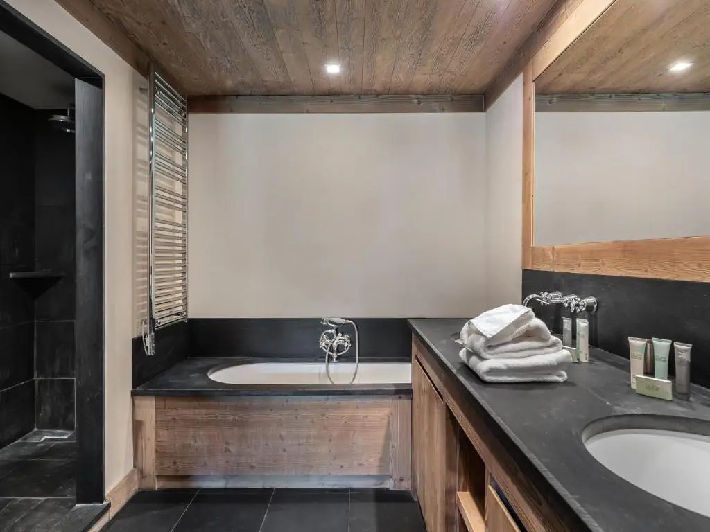 Appartement Val-d'Isère, 5 pièces, 8 personnes - FR-1-567-37