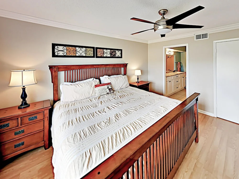 Bahia del Mar Condo Unit 128 2 Bedrooms 2 Bathrooms Condo