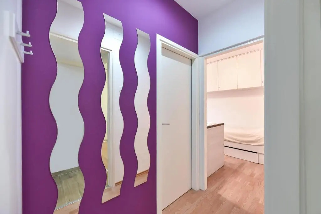 Apartment Purple Summer City
